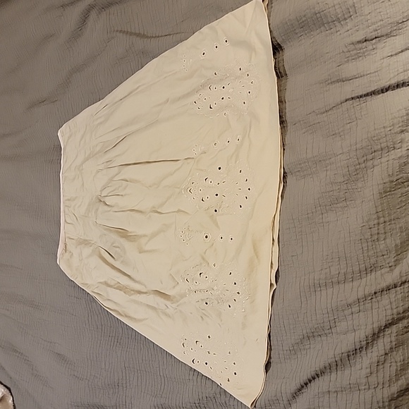 JONES New York Signature pleated skirt Size 4 - Picture 1 of 4